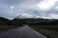 On the way to Nam Tso lake