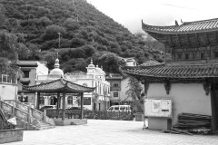 Dequen, first town in Yunnan